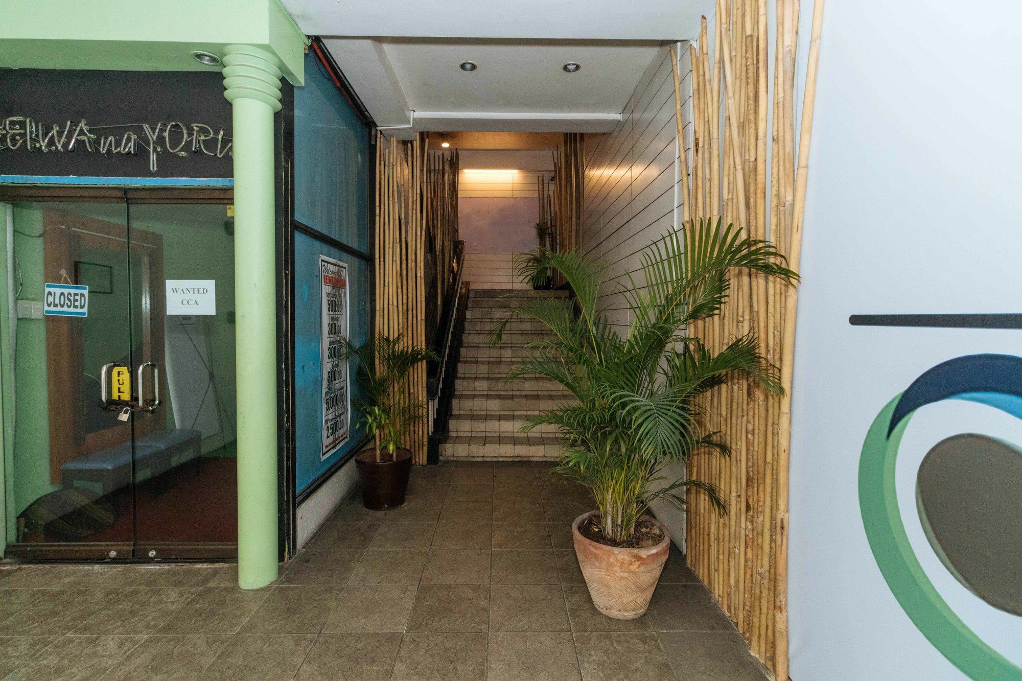 Reddoorz @ Amorsolo Makati San Pedro Makati Eksteriør billede